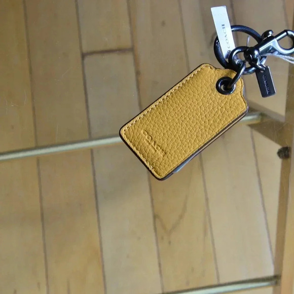 Coach CR381 Bottle Opener Key Fob In Colorblock - Picture 2 of 8
